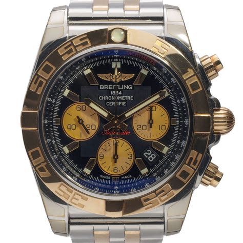 Breitling Chronomat 44 (CB011012/B968) .